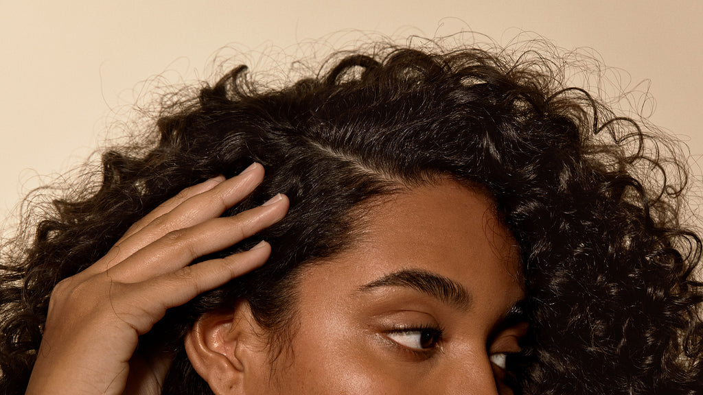 My Journey as a Latina Learning to Accept My Dark Body Hair - HipLatina