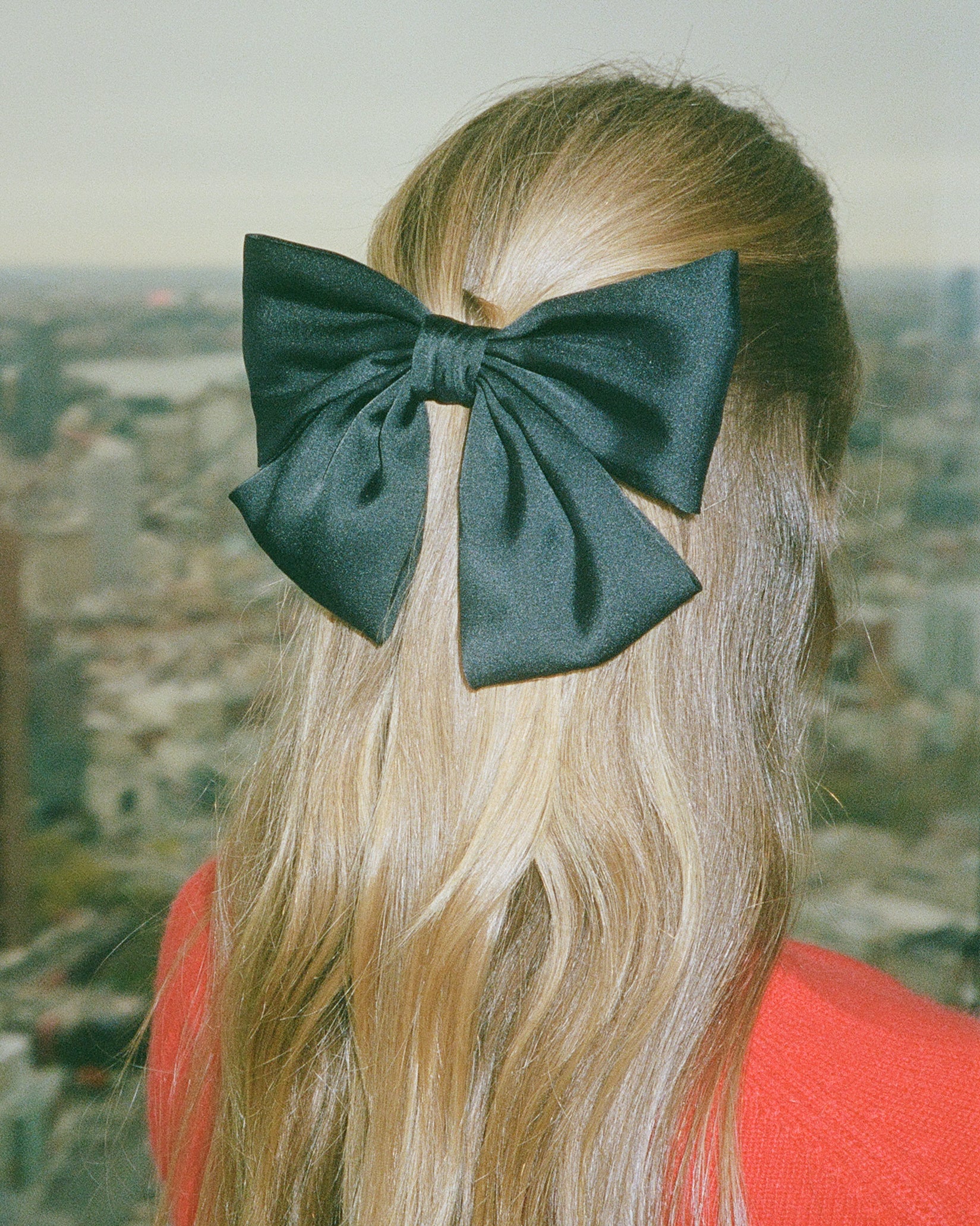 Hair outlet bow bundle