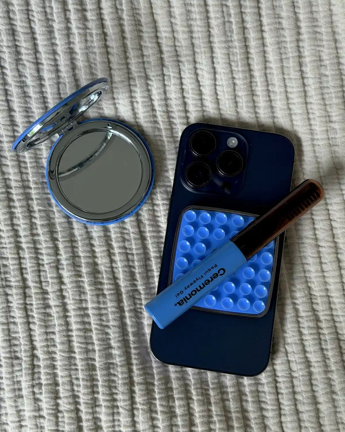 Ceremonia Phone Mount